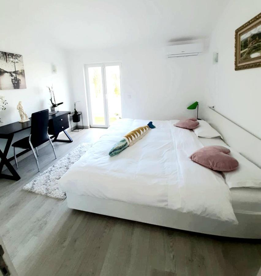 אלבופיירה Alojamento Local "Casa Branca" מראה חיצוני תמונה
